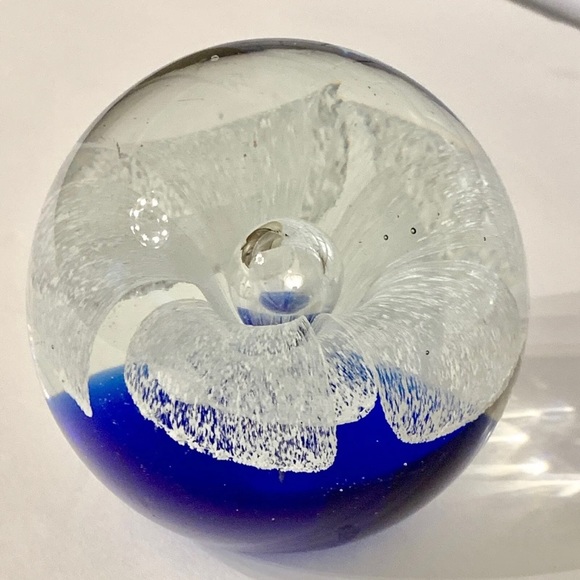 White Lace Flower Cobalt Blue Paperweight Dome Hand Blown Art Glass 3” - Picture 6 of 10